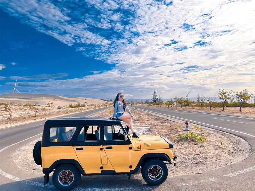 White Sand Dunes: Also known as Bau Trang, is a freshwater lake located among white sand dunes.