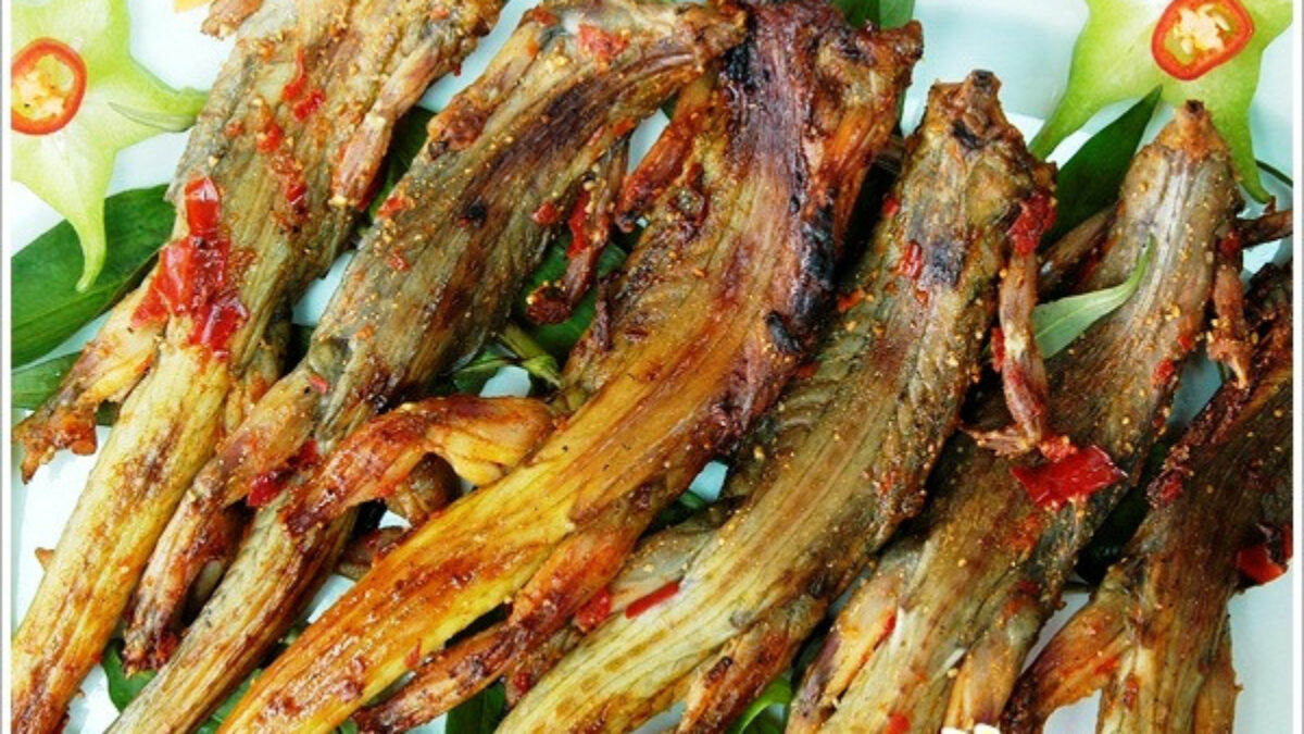 What to Eat in Mui Ne? Discover 15 "Delicious" Specialties with Tho Dia My Tam Travel