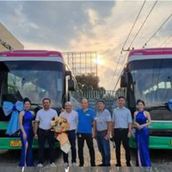 Thuê xe 29 chỗ đi Vĩnh Long - Bảng Giá 29-35-45C - MY TAM TRAVEL