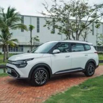 Thuê Xe 7 Chỗ Đi Vĩnh Long: Rộng Rãi, Tiện Nghi Cho Chuyến Vi Vu Miền Tây Cùng Gia Đình!