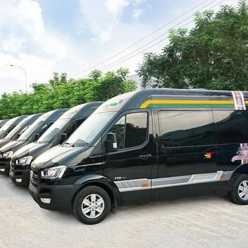 Thuê xe limousine 11 chỗ