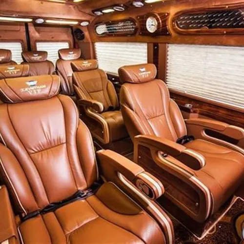 Thuê xe limousine 11 chỗ