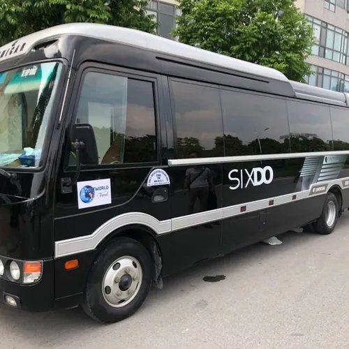 Thuê xe limousine 18 chỗ