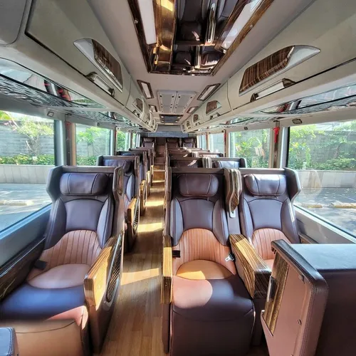 Thuê xe limousine 18 chỗ