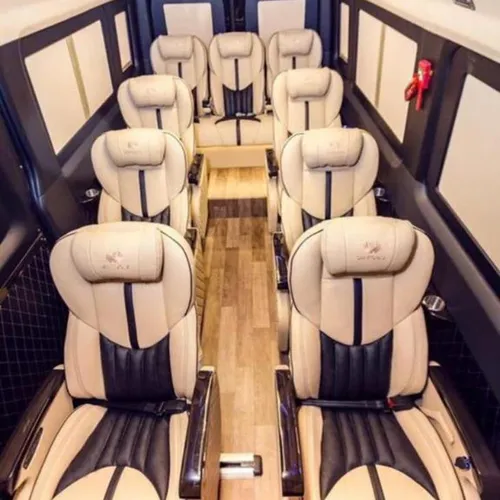 Thuê Xe Đi TP Cà Mau 4-7-16-29-45c Limousine 9-11-15-18-28c