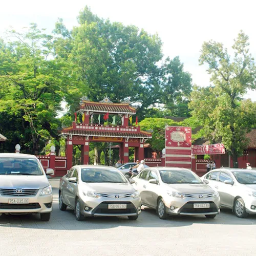 Thuê xe 4 chỗ Long An