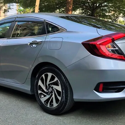 Thuê xe 4 chỗ Long An