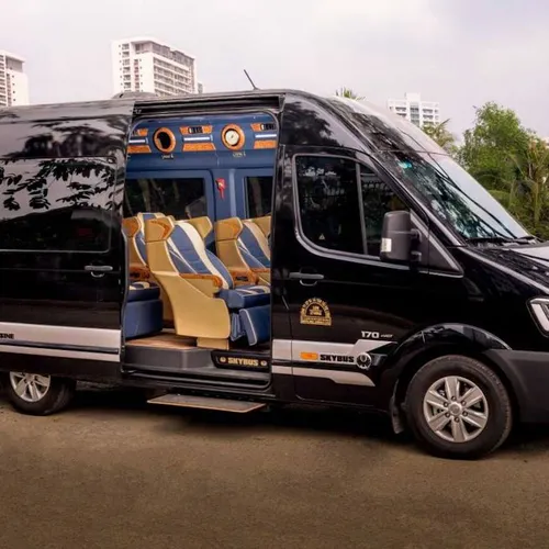Thuê xe limousine 9 chỗ