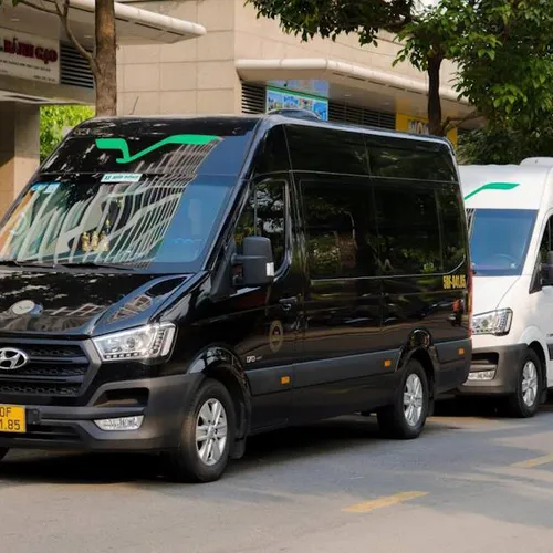 Thuê xe limousine 9 chỗ