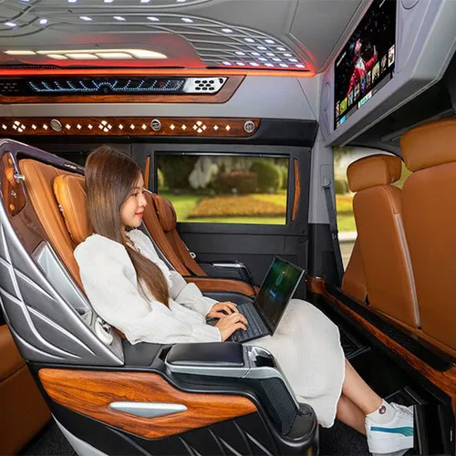 Thuê xe limousine 9 chỗ