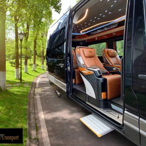 Thuê xe limousine 9 chỗ