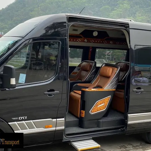 Thuê xe limousine 9 chỗ