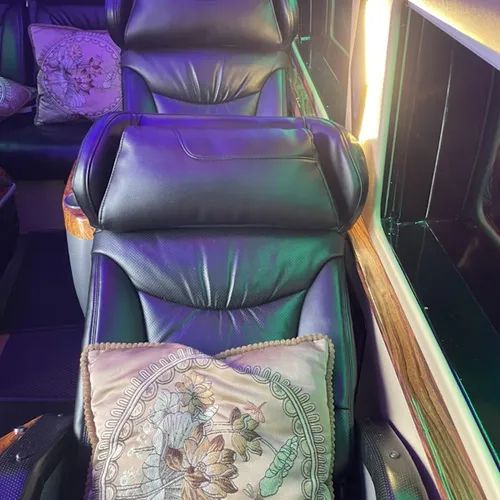 Limousine rental in Long An