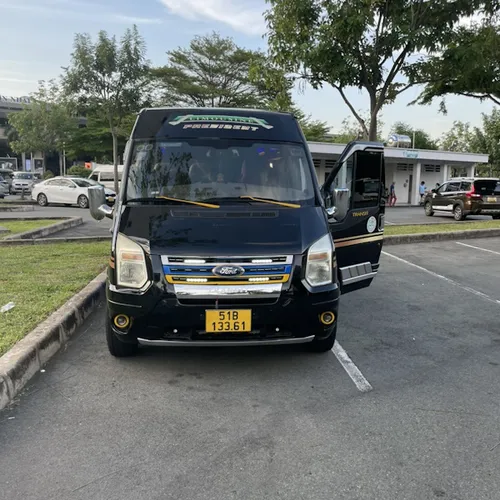 Limousine rental in Long An