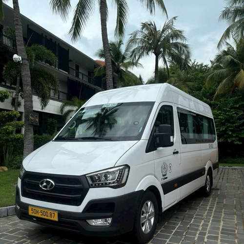 Thuê xe 16 chỗ Sài Gòn đi Hồ Tràm