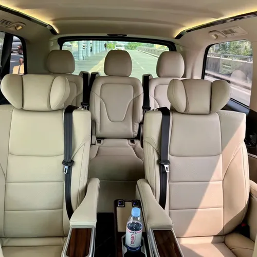 Thuê xe Kia Sedona