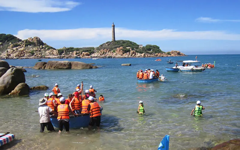 Kega Light house - Ke Ga Cape: Journey to discover the blue sea paradise
