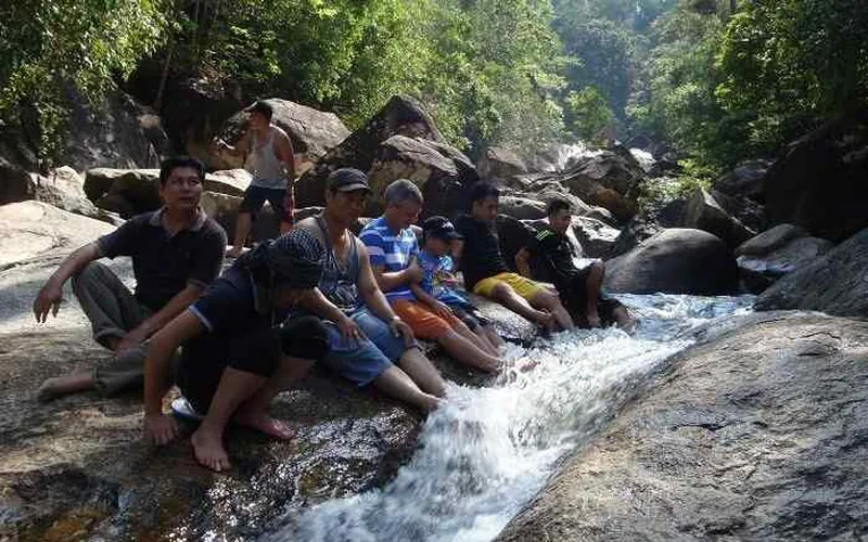 Discover Phan Thiet Countryside - Tapao Maria Statue and Ba Waterfall 1 Day Tour