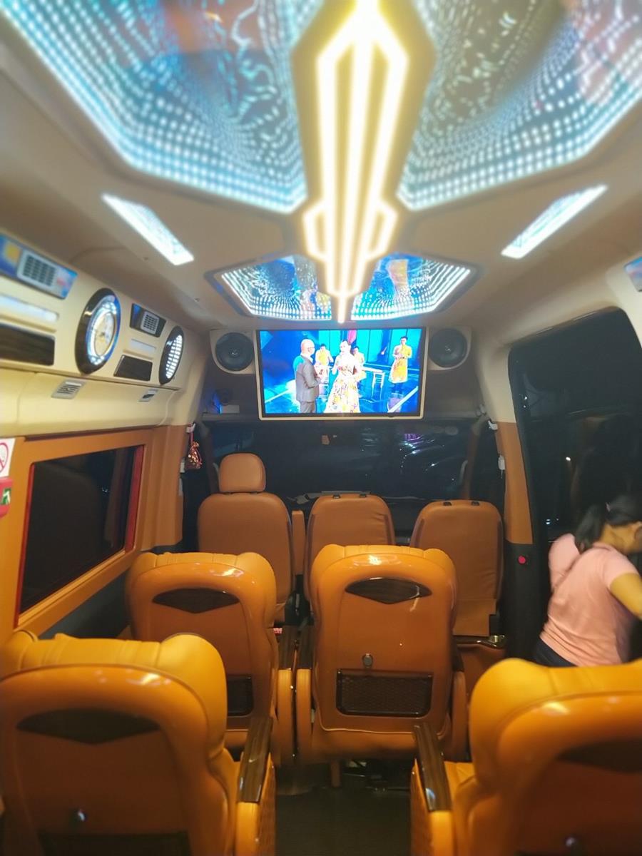 thue-xe-limousine-11-cho-gia-re-muinetourhotel.com_11.jpg (110 KB)