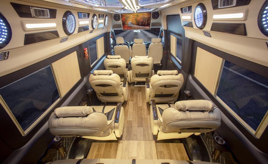 thue-xe-limousine-11-cho-gia-re-muinetourhotel.com_49.jpg (88 KB)