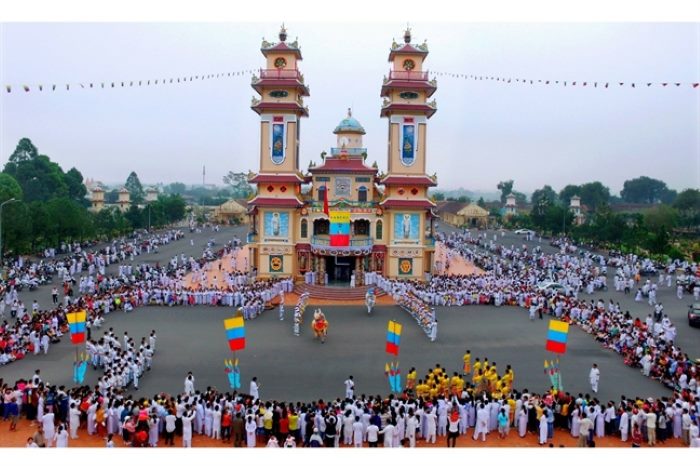 toa-thanh-tay-ninh3.jpg (72 KB)