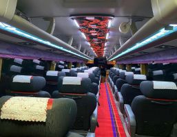 Car rental Saigon Khanh Hoa 4-7-16-29-45c Limousine 9-11-15-18-28c