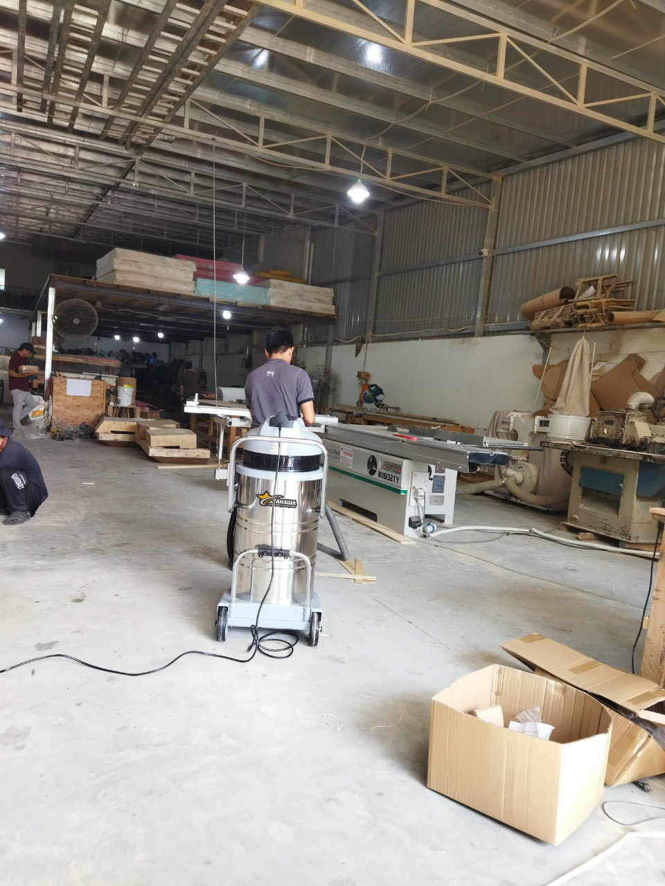 máy hút bụi công nghiệp loại nào tốt-2