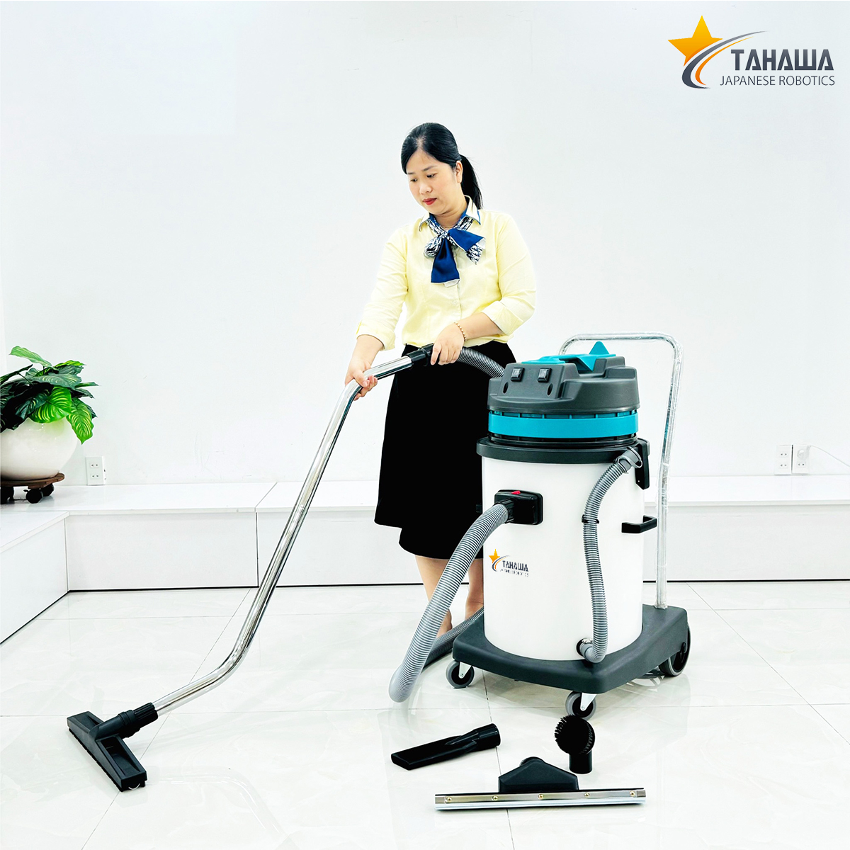 Máy Hút Bụi Công Nghiệp 70L Máy Hút Bụi Công Nghiệp 70L