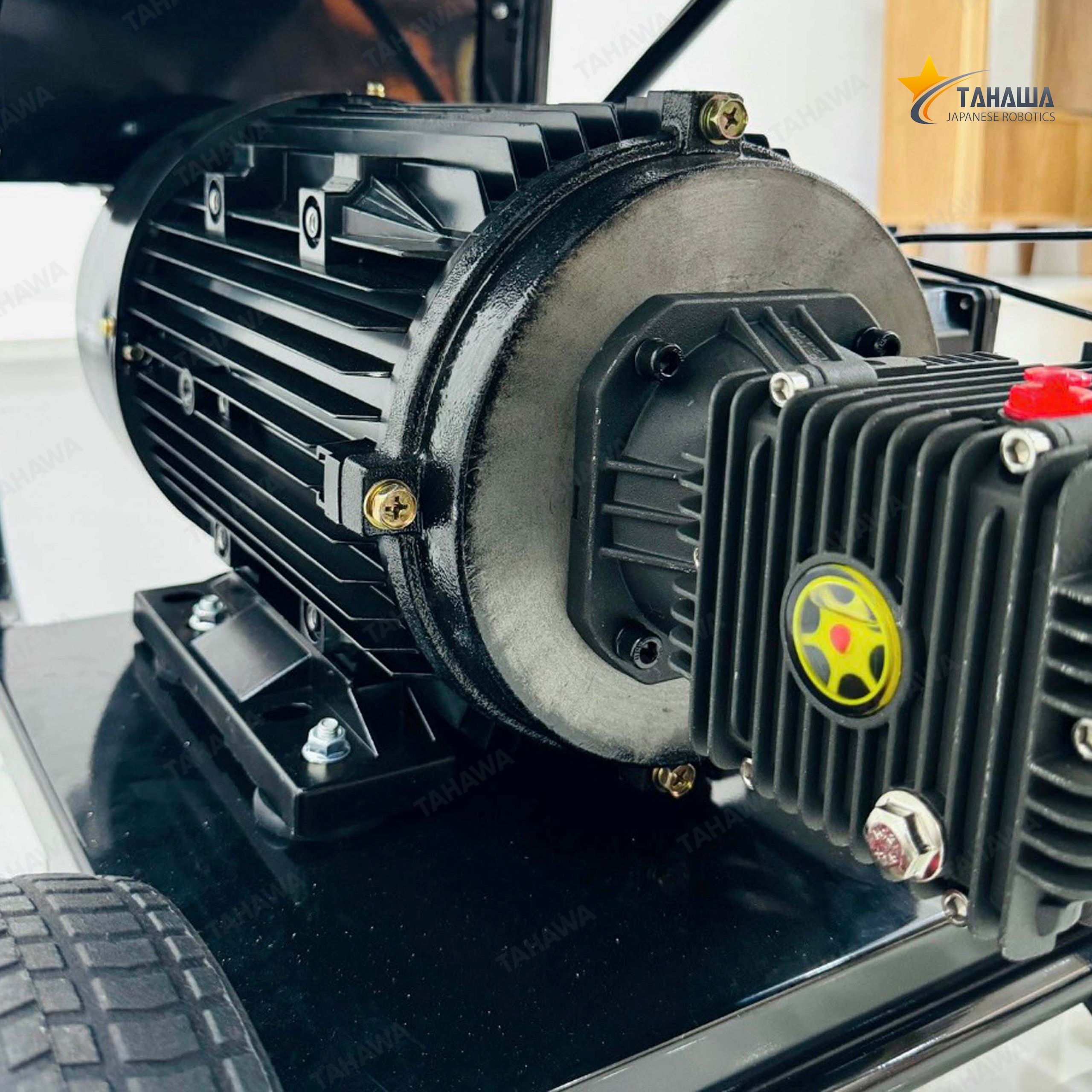 Máy phun áp lực cao TAHAWA S250, công suất 7500W Máy phun áp lực cao TAHAWA S250, công suất 7500W