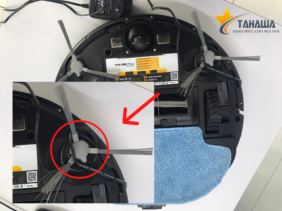 Robot Tahawa Nhật Bản TH-06Plus bị quấn dây điện Robot Tahawa Nhật Bản TH-06Plus bị quấn dây điện