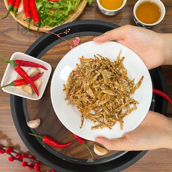 Cá Cơm Tẩm Mè
