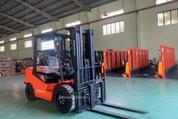 Xe nâng hàng Trung Quốc