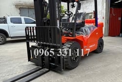Mua xe nâng hàng Trung Quốc