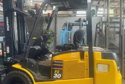 Xe nâng điện Nhật cũ sẵn kho