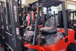 Xe nâng dầu Diesel Trung Quốc giá siêu rẻ