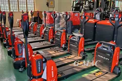 Xe điện nâng tay Trung Quốc