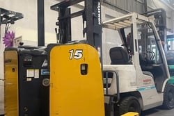 Mua xe nâng điện Nhật giá rẻ ở đâu 
