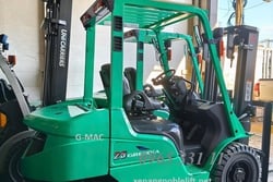 Mua xe nâng dầu cũ bền bỉ giá rẻ tại Hồ Chí Minh 