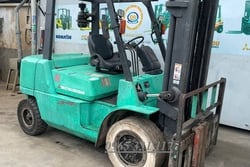 Xe nâng dầu Nhật qua sử dụng