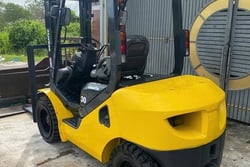 Xe nâng dầu diesel cũ giá rẻ Nhật bãi