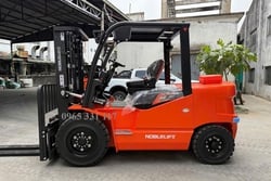 Xe nâng Trung Quốc nhập khẩu giá rẻ tại HCM 