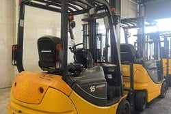 Mua xe nâng cũ uy tín tại Hồ Chí Minh