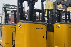 Xe nâng điện cũ đứng lái Nhật