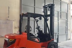 Xe nâng Trung Quốc nhập khẩu