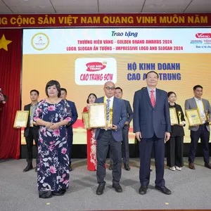 HỘ KINH DOANH CAO ANH TRUNG VINH DỰ ĐƯỢC TRAO TẶNG DANH HIỆU “DOANH NHÂN SAO VÀNG” VÀ “SẢN PHẨM – DỊCH VỤ CHẤT LƯỢNG VÀNG NĂM 2024