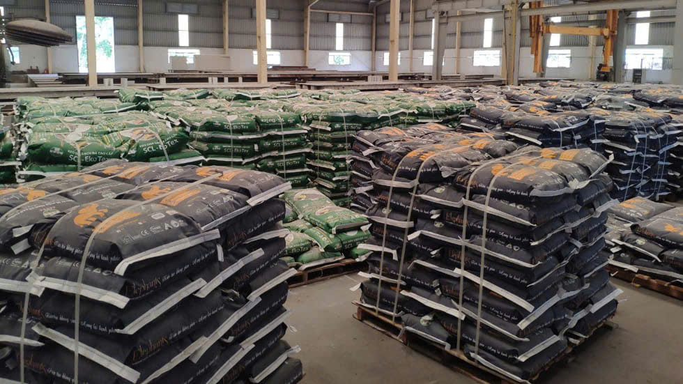 gia công keo dán gạch gia công keo dán gạch