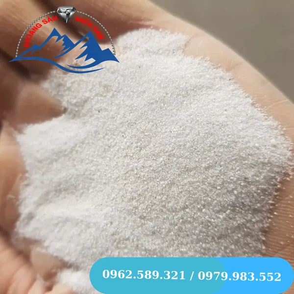 Cát trắng thủy tinh