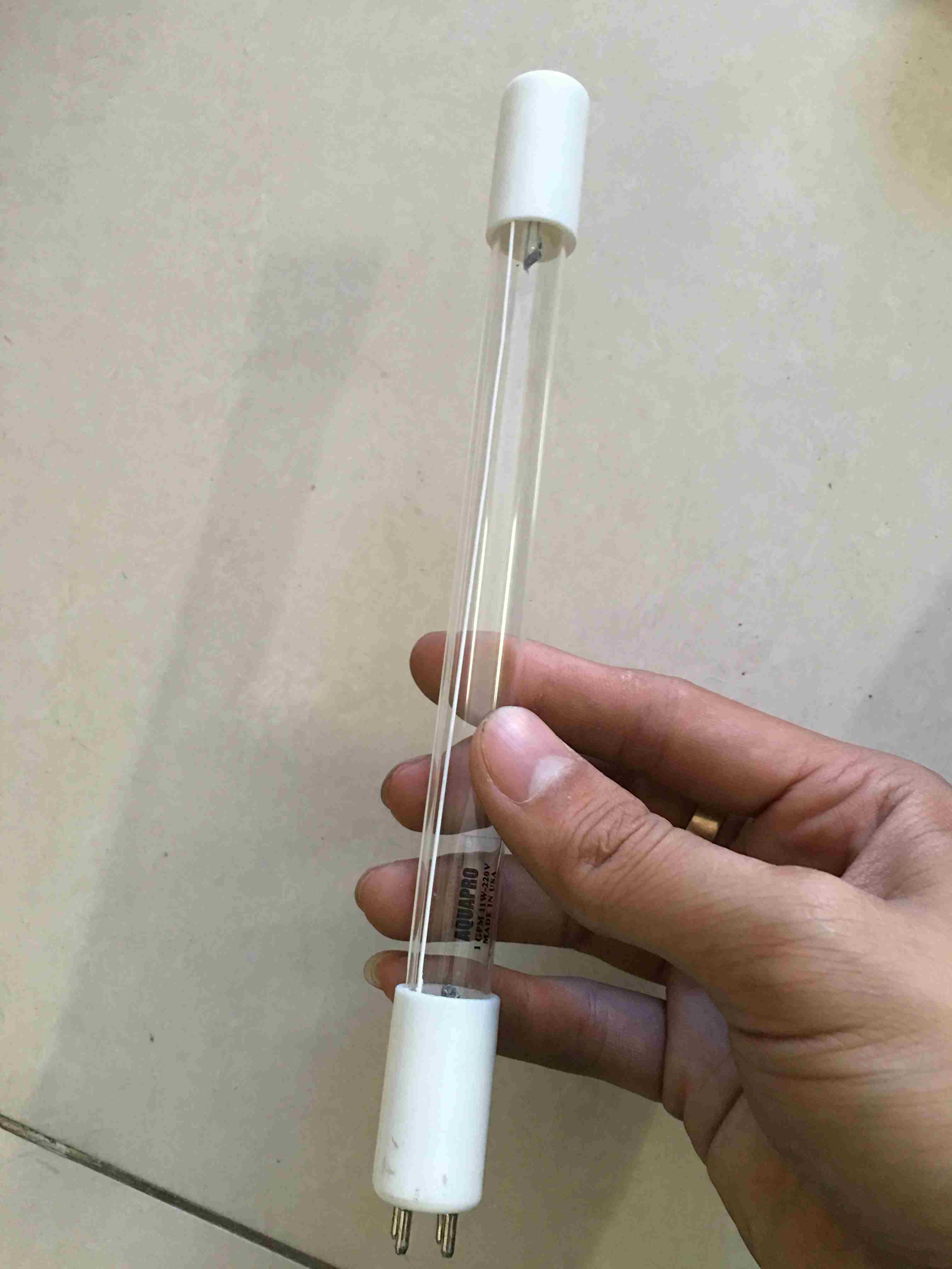 Đèn khử khuẩn tia cực tím của AquaPro 11W chính hãng