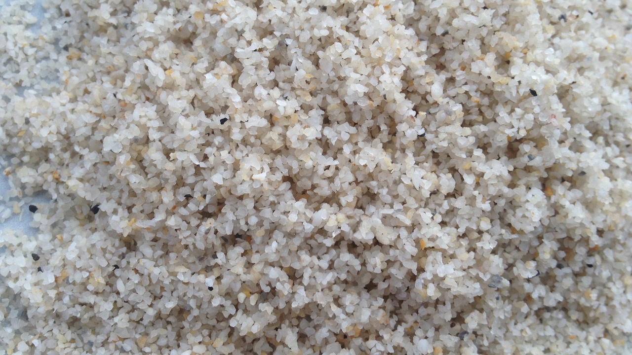 cát thạch anh kích thước nhỏ