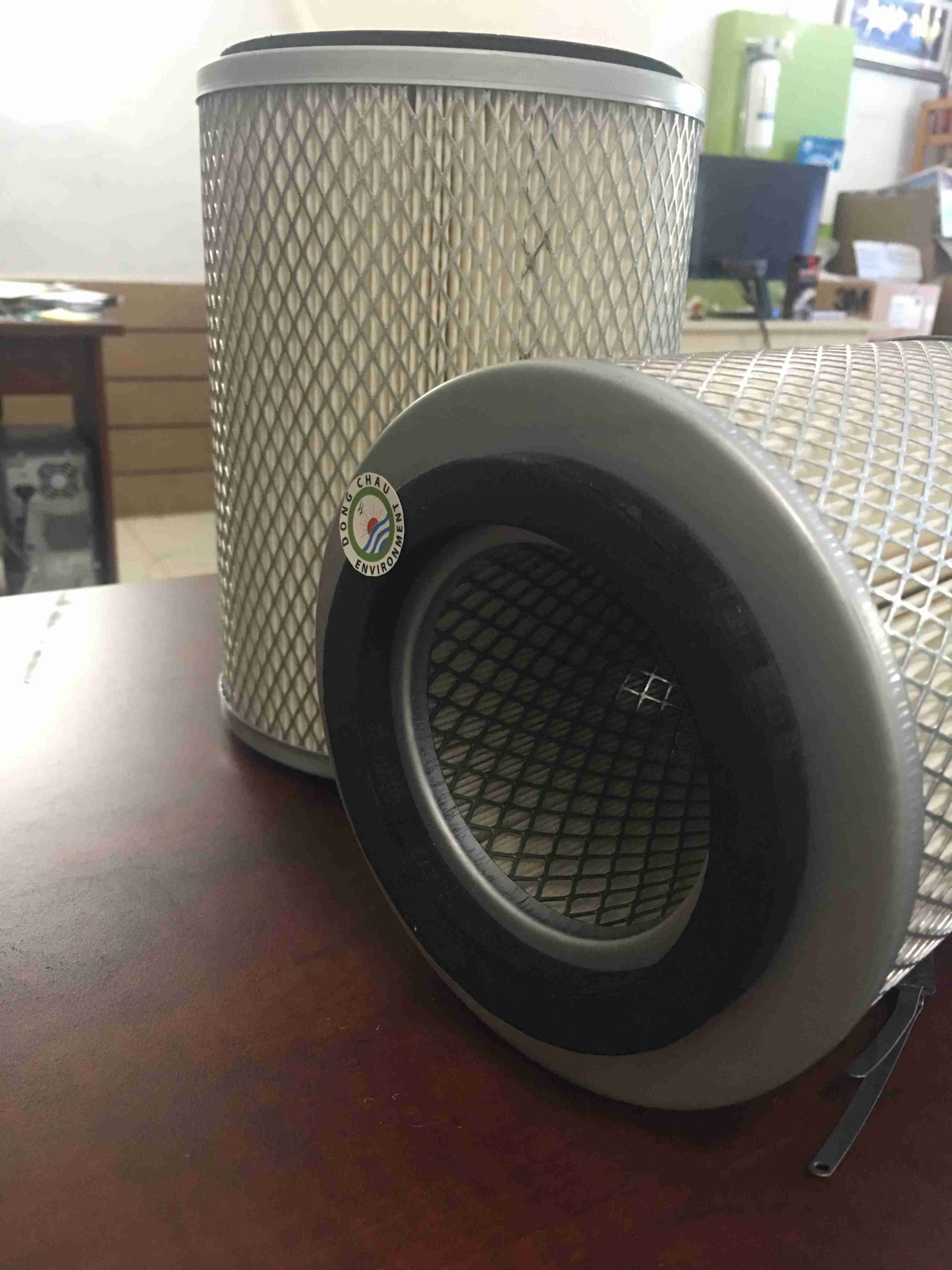 Lõi lọc bụi 1 đầu hở và một đầu kín có đục lỗ